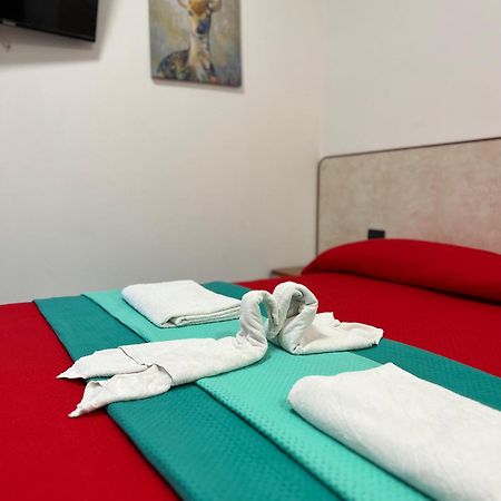 Hotel Miro Римини Экстерьер фото
